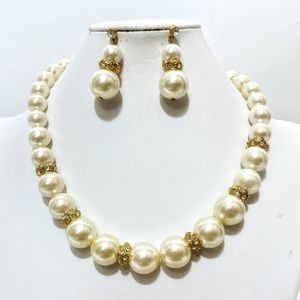 Cream Pearl & Gold Crystal Necklace Set